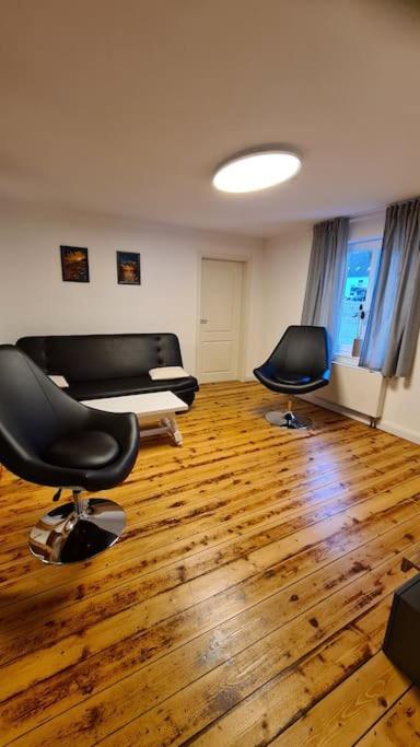 Grosszuegige Wohnung Auf Dem Hof Historischen Muehle Holzhausen  Buitenkant foto